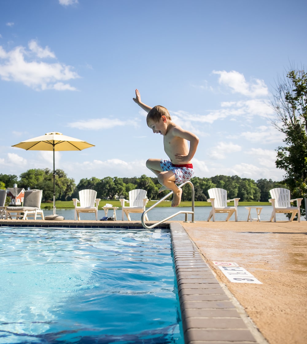 the pool at the ford field and river club